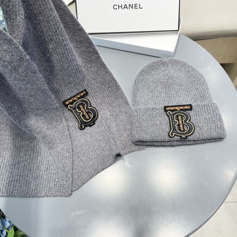 Burberry Caps Scarfs